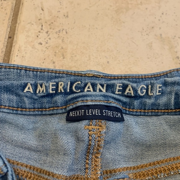 American Eagle Ne(x)t Level Stretch Distressed Denim Shorts - Size 10 - Picture 3 of 8